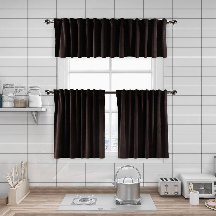  made to measure kitchen valance in classic dark‑brown matte velvet, featuring a soft velvety surface and neatly finished seams for a timeless premium appearance