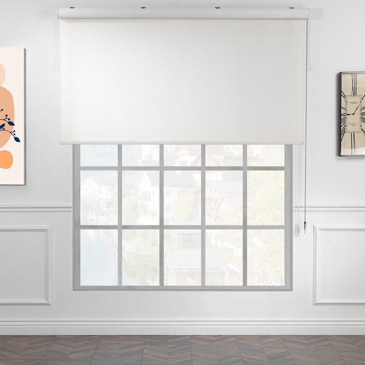 Ecru linen‑look roller blind featuring subtle fibre texture and soft light transmission