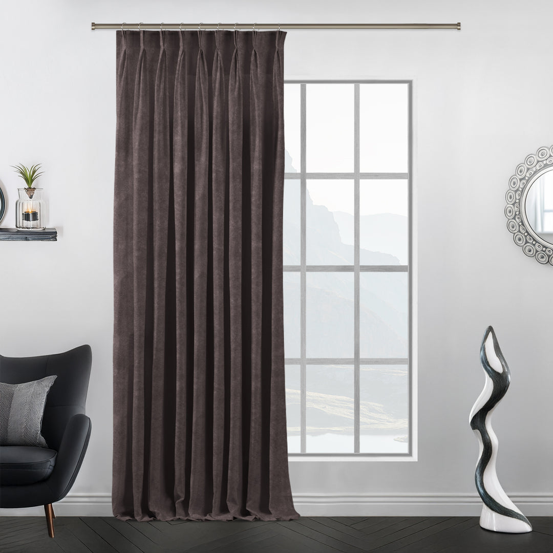 Made‑to‑measure pinch pleat velvet curtain with precise pleating and a luxury full‑length fall.