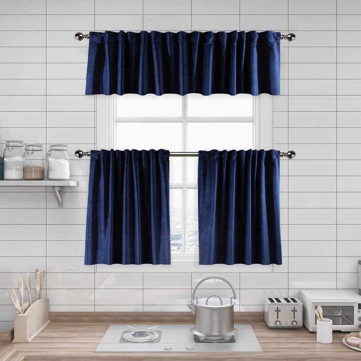 A made to measure kitchen valance in deep midnight‑blue matte velvet, featuring a velvety surface and crisp seams for a rich elegant finish