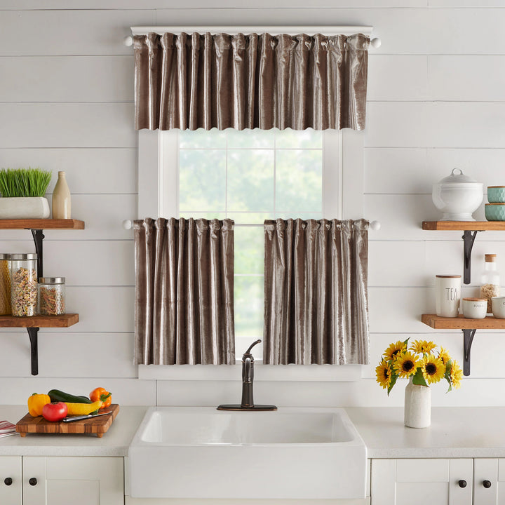A made to measure valance in soft ivory‑cream shiny velvet, featuring a gentle reflective sheen and neatly tailored seams for a light premium look
