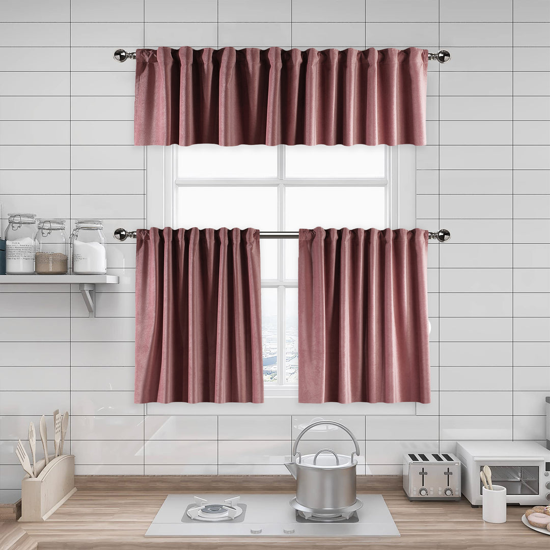 A made to measure kitchen valance in warm dusty‑pink matte velvet, featuring a velvety surface and clean tailored seams for a soft premium appearance