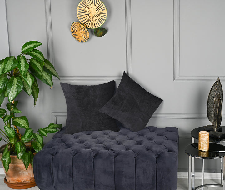  A made to measure cushion cover in soft shadow‑grey matte velvet, featuring a velvety surface and neatly tailored seams for a calm contemporary finish