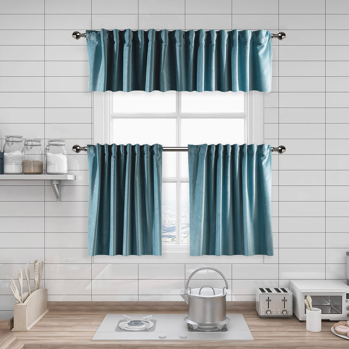 A made to measure kitchen valance in soft sky‑blue matte velvet, featuring a velvety surface and clean seams for a fresh premium look