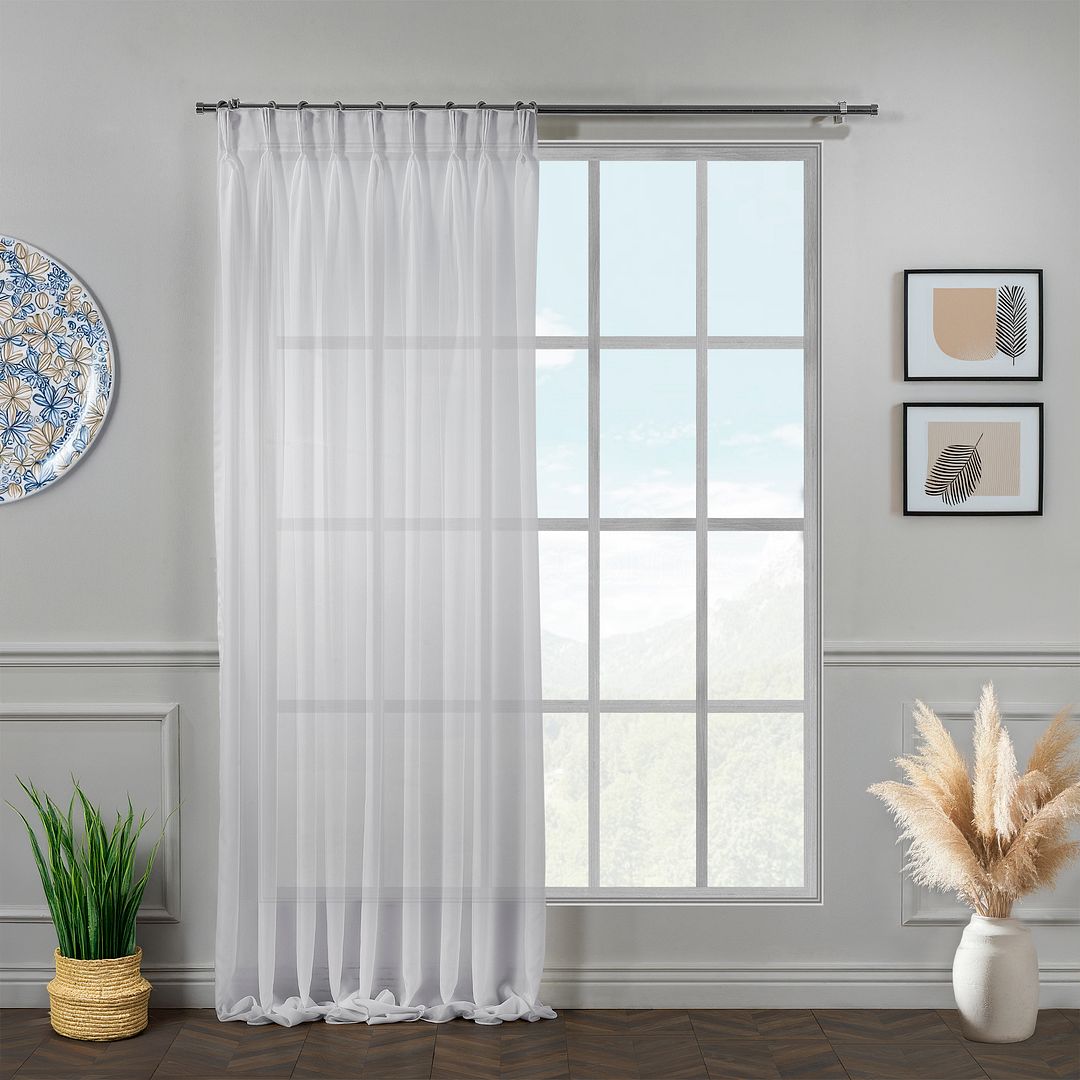 Made‑to‑measure extra‑long and extra‑wide White silk‑crepe pinch‑pleated curtain with refined structured pleats, soft natural translucency and a smooth elegant drape.